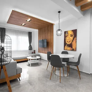 Apartment Wood N White, Nilie Hospitality Mgmt, Thessaloniki
