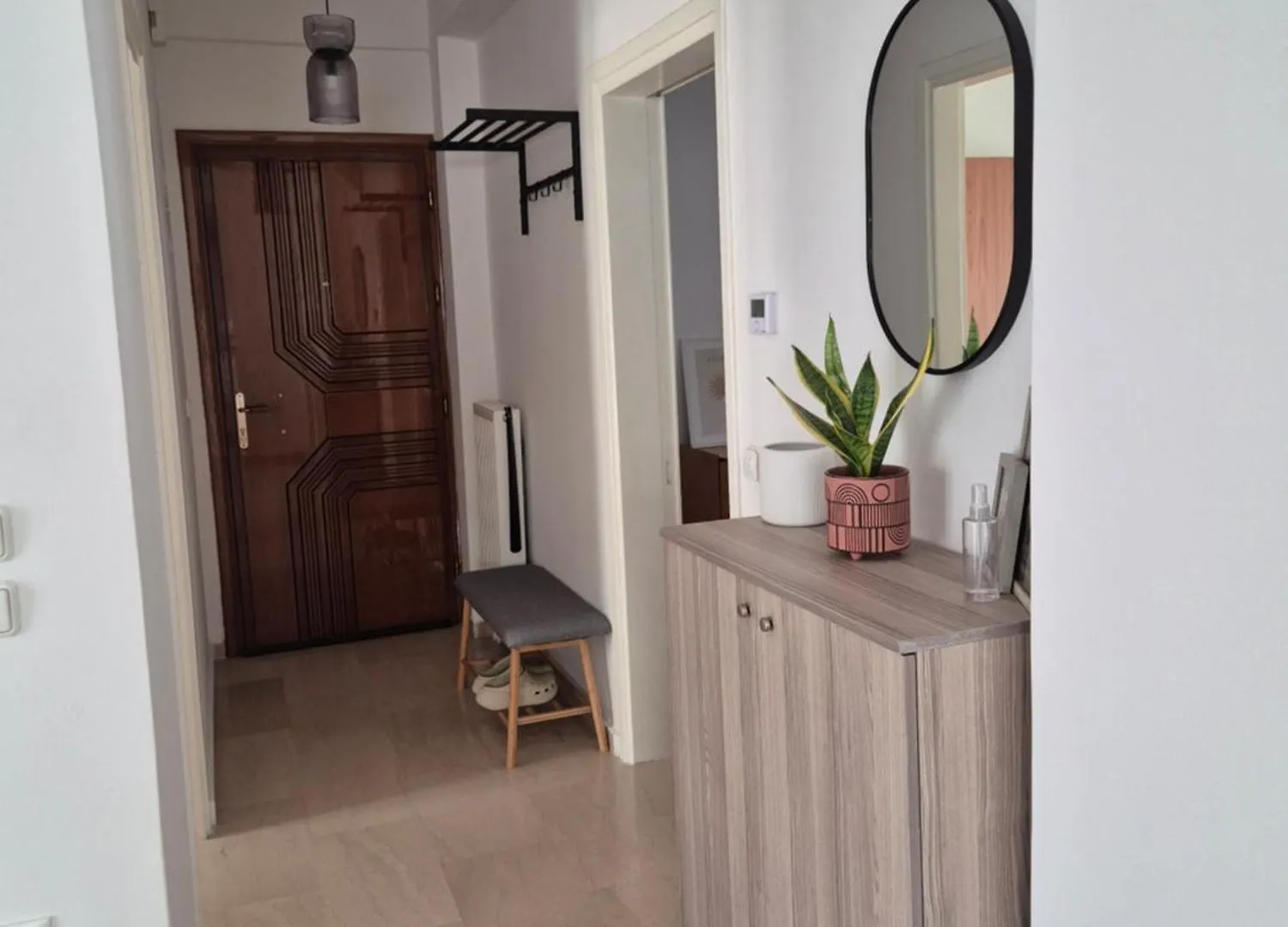 Vintage & Minimal Apartment Thessaloniki