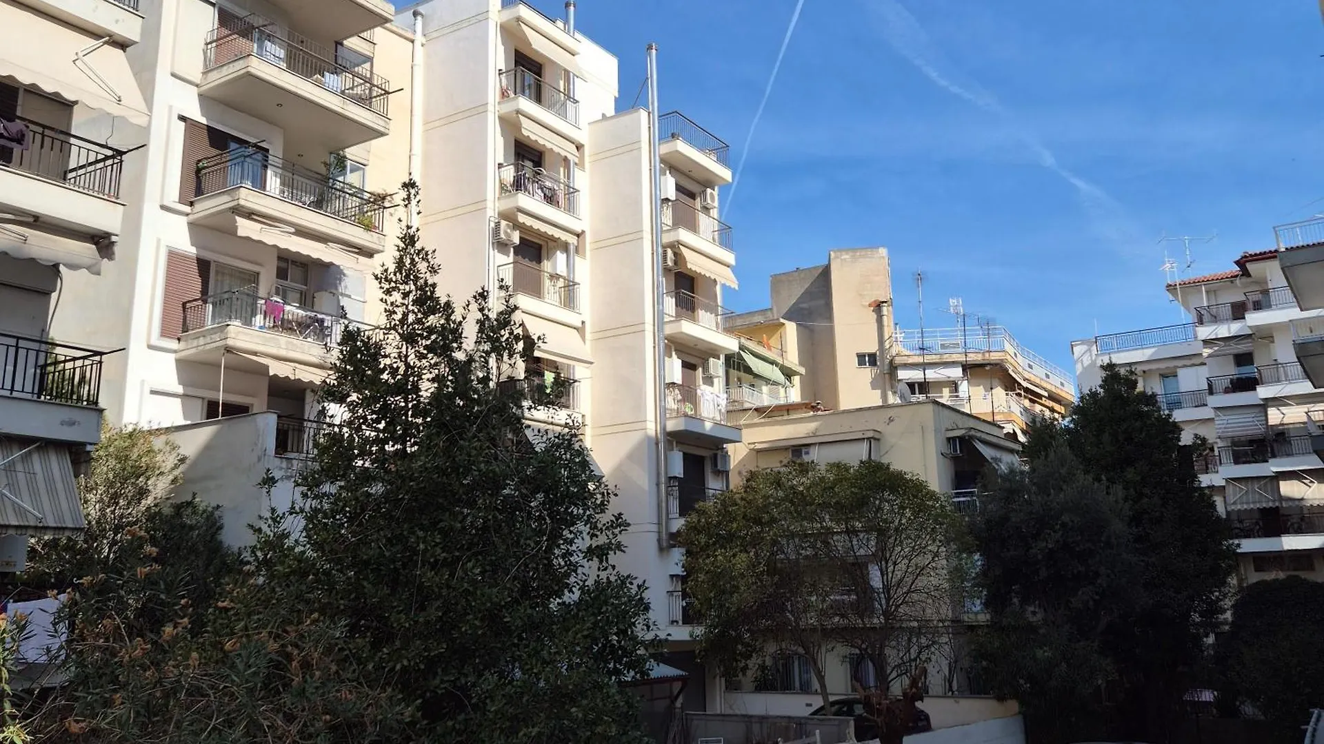 Vintage & Minimal Apartment Thessaloniki
